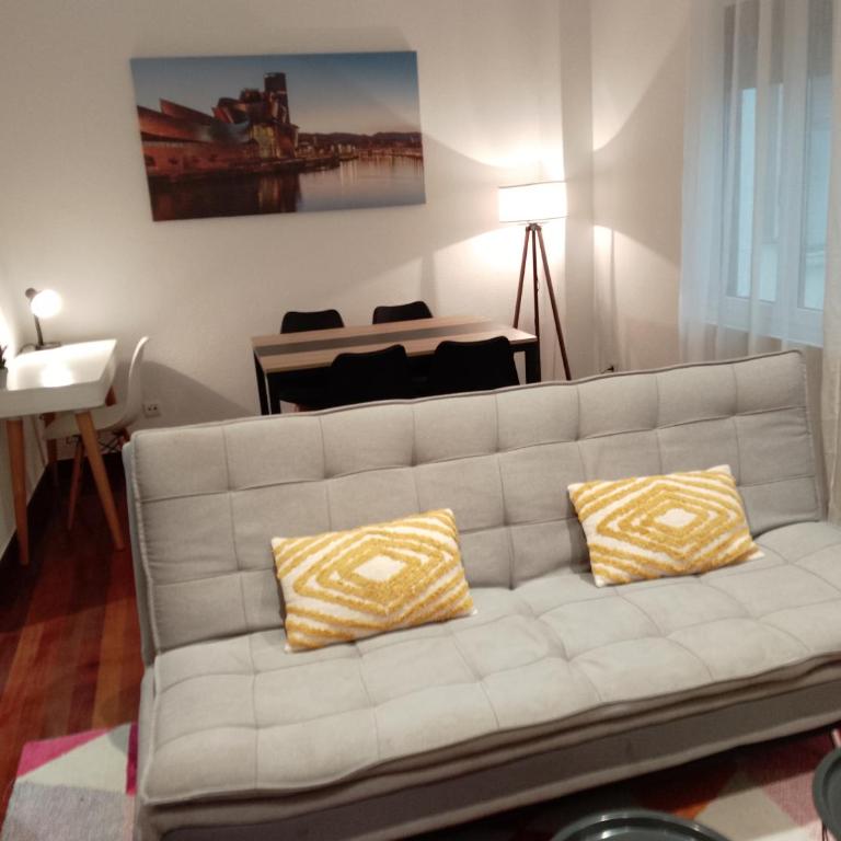 Centro de Bilbao, amplio, ascensor - Two-Bedroom Apartment - 10