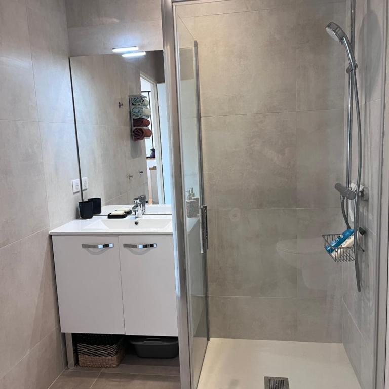 Appartement Standing, Centre,200m place Morny - Appartement 1 Chambre - 2