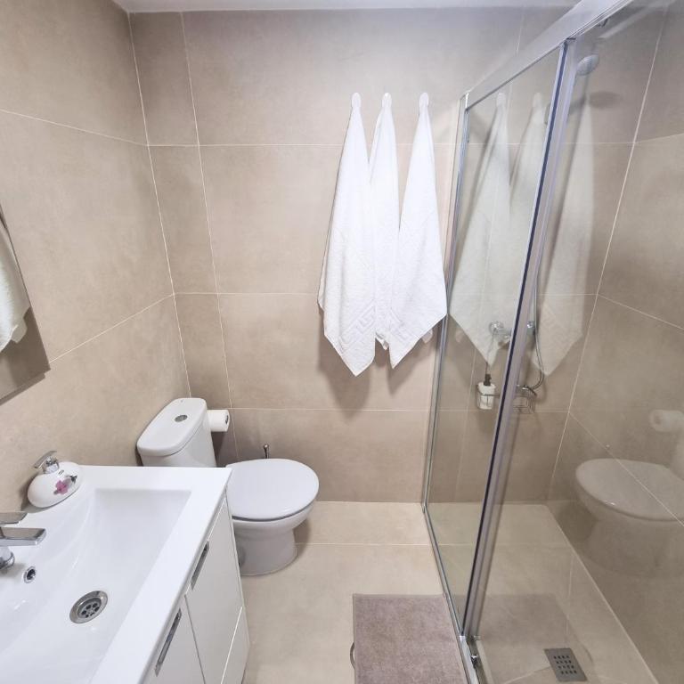 Las Antillas III Front Sea View Pool - Two-Bedroom Apartment - 18