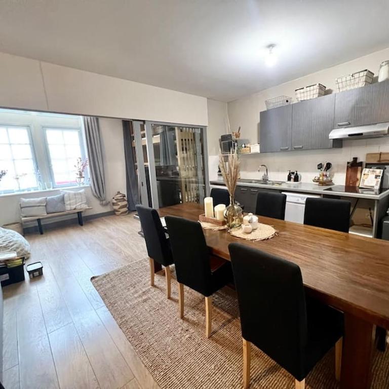 Pézenas Centre Historique - plages à 20 mn - climatisation mobile - Appartement 2 Chambres - 7
