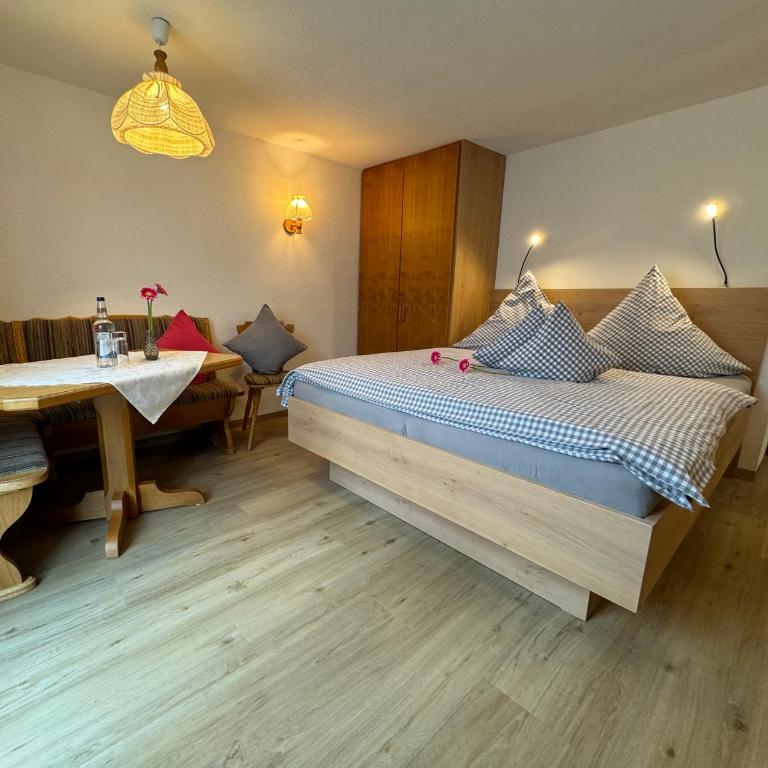 Gästehaus Bachtl - Apartment mit Dusche - 6