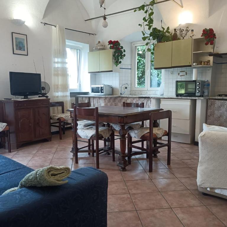 Max's house Finale Ligure - Appartamento con 2 Camere da Letto - 2
