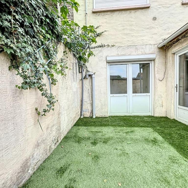 Élégant T2 avec Jardin Central - Apartamento de 1 dormitorio - 4