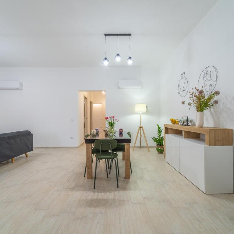 Linfa Guest House - Olbia centro - Appartamento con 3 Camere da Letto e con Balcone - 4
