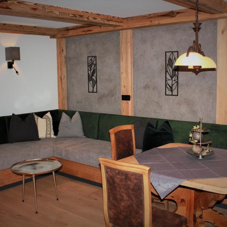 Alpengasthof Rossmoos - Apartment mit 3 Schlafzimmern und Bergblick - 11