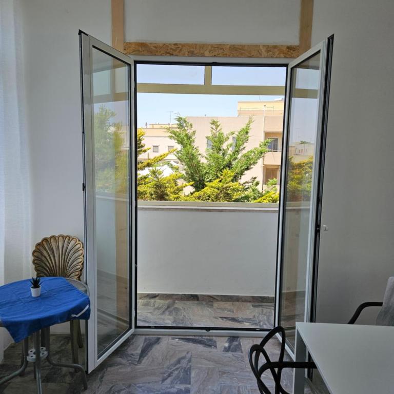 Family Suite Blu Salento - Three-Bedroom Apartment - 14