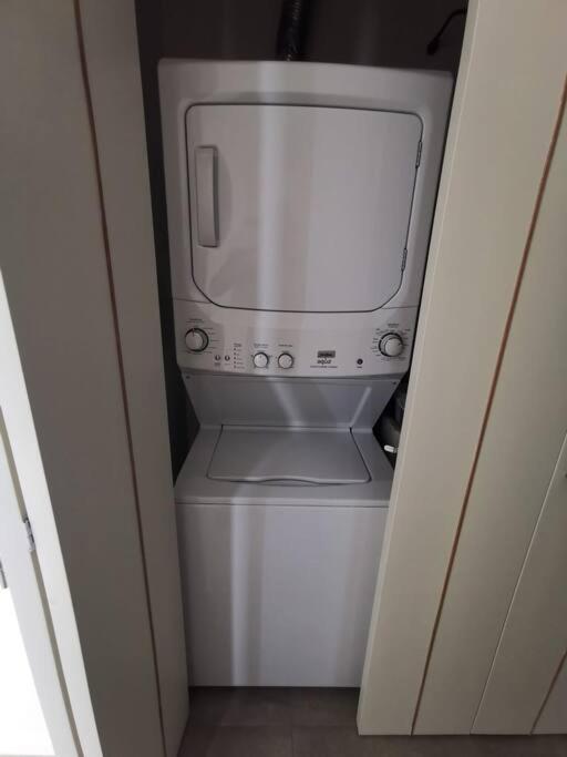 Classiqa 3 bedroom with view QueridaEstancia - Three-Bedroom Apartment - 25