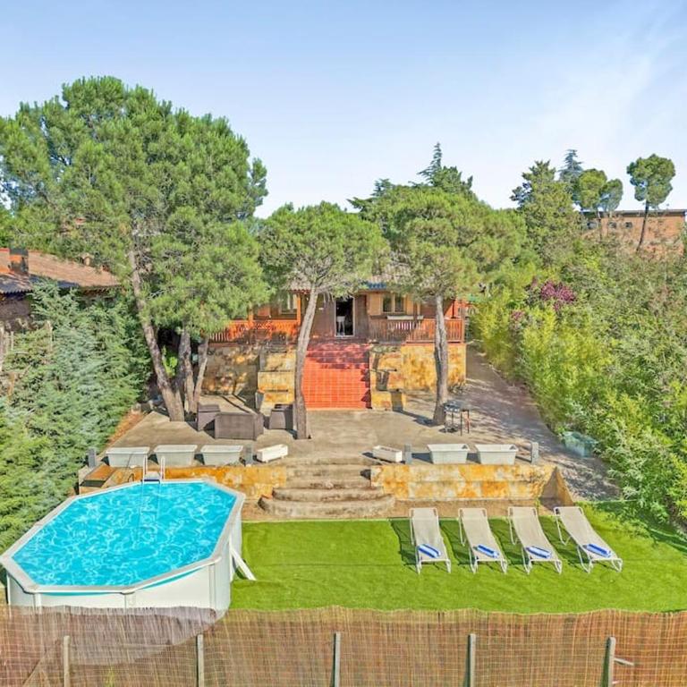 Cozy wood cabin, Casino, Pool, 25 min to Madrid Center - Two-Bedroom Villa - 1