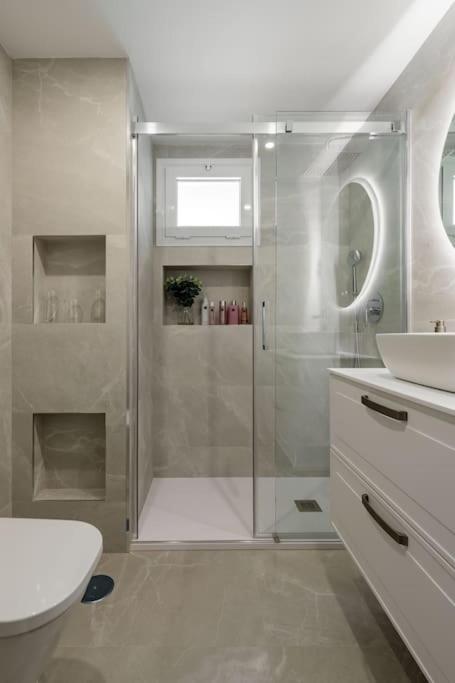 Alojamiento para 6 en Madrid con Aire Acondicionado - Apartamento - 12