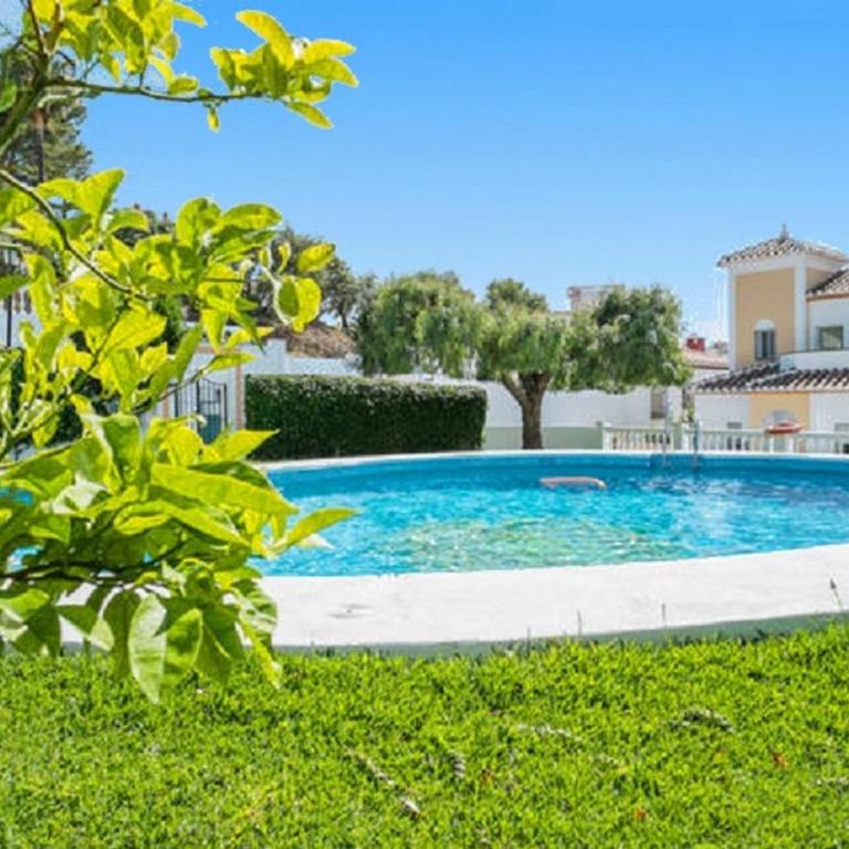 Apartamento en Nerja cerca de playa Buriana - Apartamento de 1 dormitorio - 2