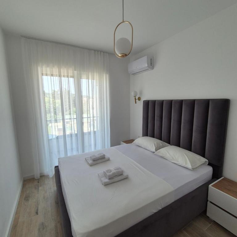 Frekuenca Apartments - Two-Bedroom Apartment with Water View - 37