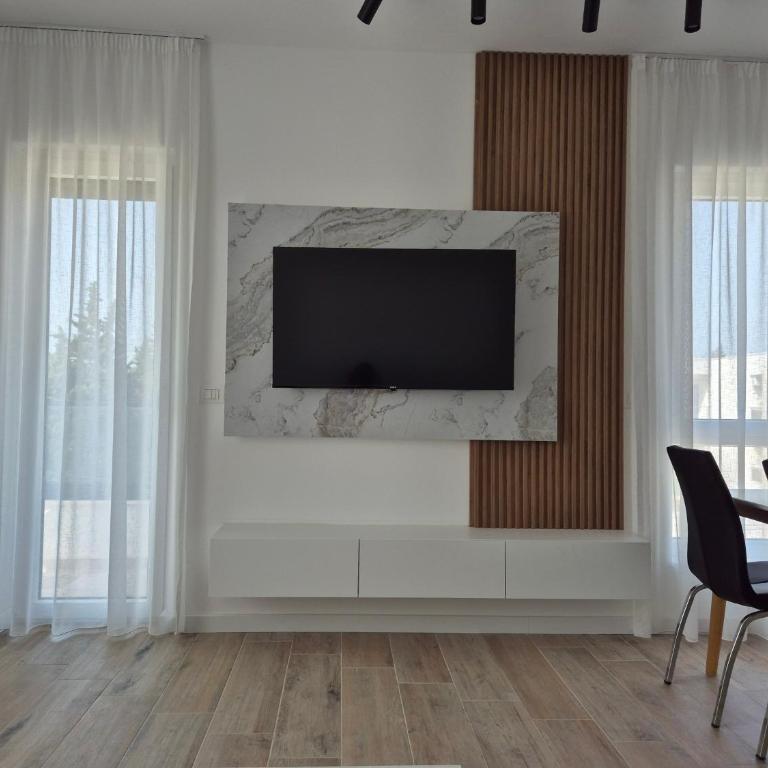Frekuenca Apartments - Two-Bedroom Apartment with Water View - 39