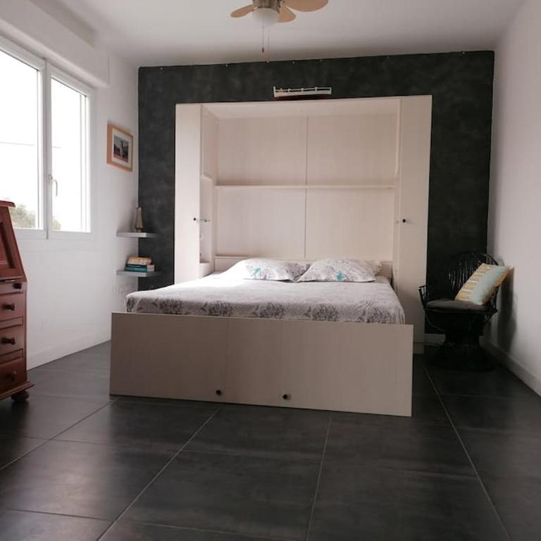 T3 avec extérieur Sanary centre - Apartment mit 2 Schlafzimmern - 3