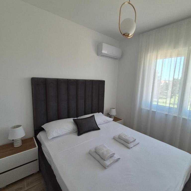 Frekuenca Apartments - One-Bedroom Apartment - 8