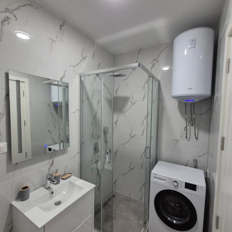 Frekuenca Apartments - One-Bedroom Apartment - 6