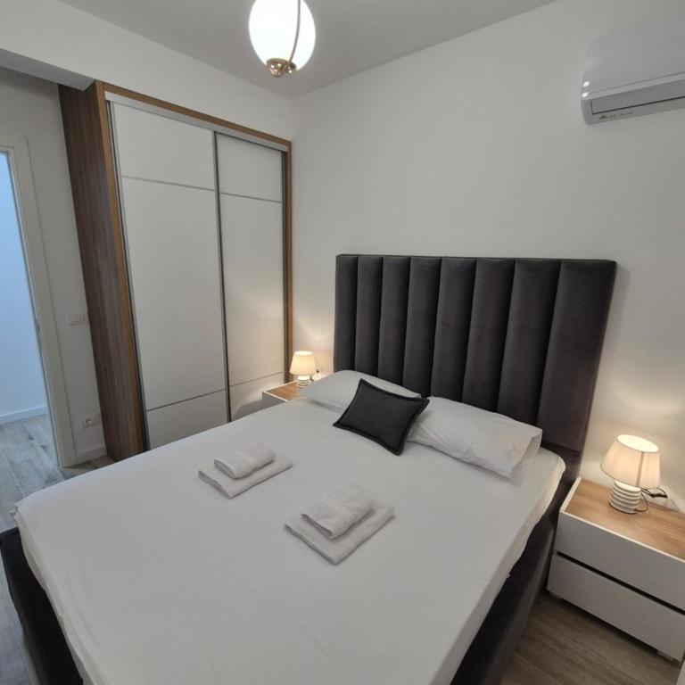 Frekuenca Apartments - One-Bedroom Apartment - 12