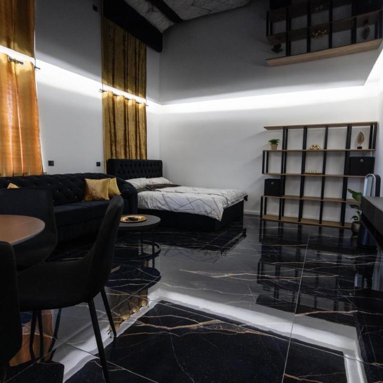 Optimus Apartment - One-Bedroom Apartment - 1