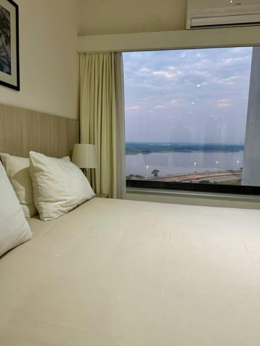 Vista al Río Paraguay, Costanera Asu - Apartamento de 1 dormitorio - 12