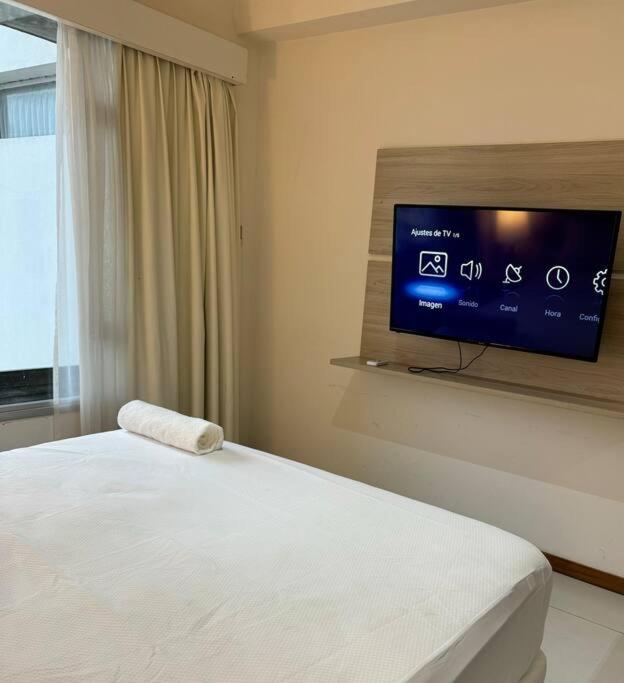 Vista al Río Paraguay, Costanera Asu - Apartamento de 1 dormitorio - 13