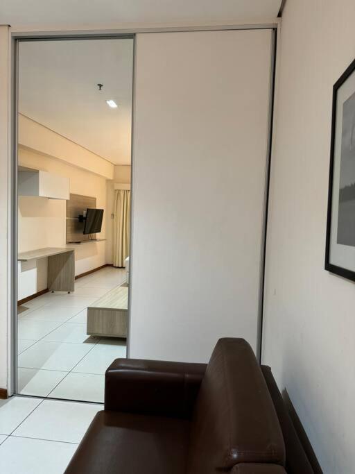 Vista al Río Paraguay, Costanera Asu - Apartamento de 1 dormitorio - 57