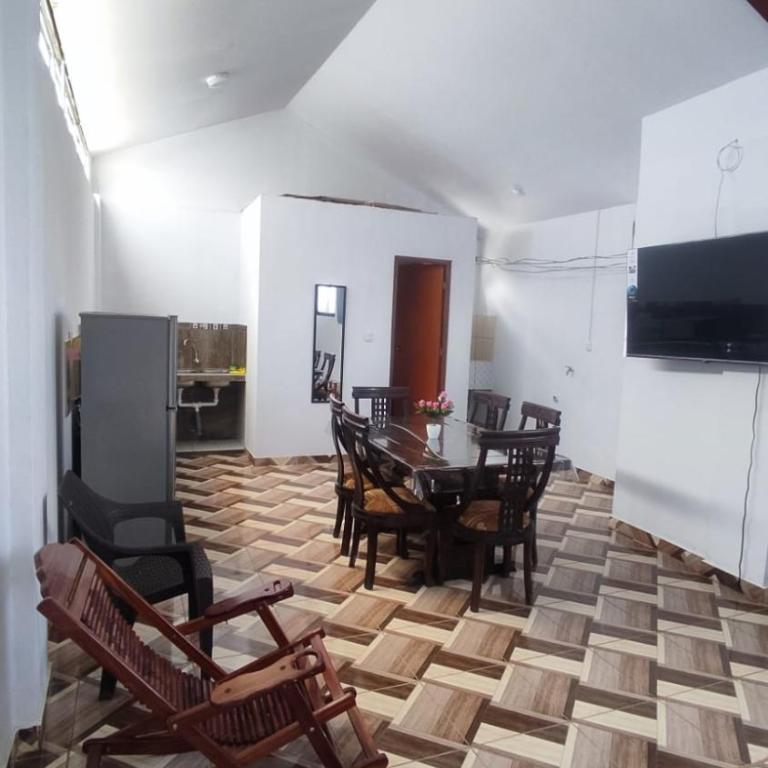 Departamentos La Victoria - Three-Bedroom Apartment - 5