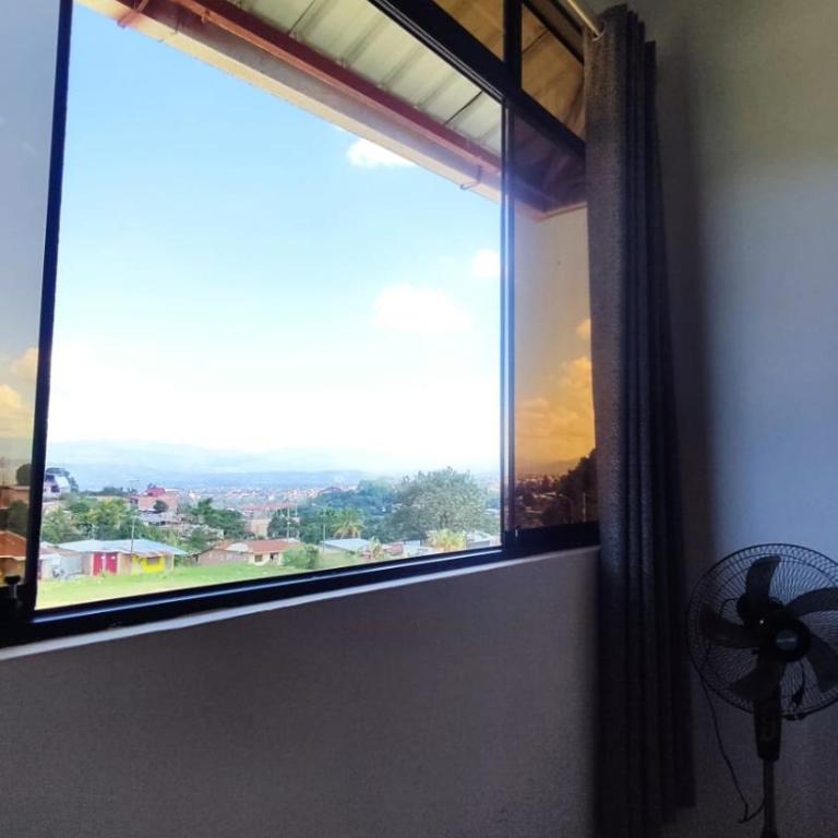 Departamentos La Victoria - Three-Bedroom Apartment - 17