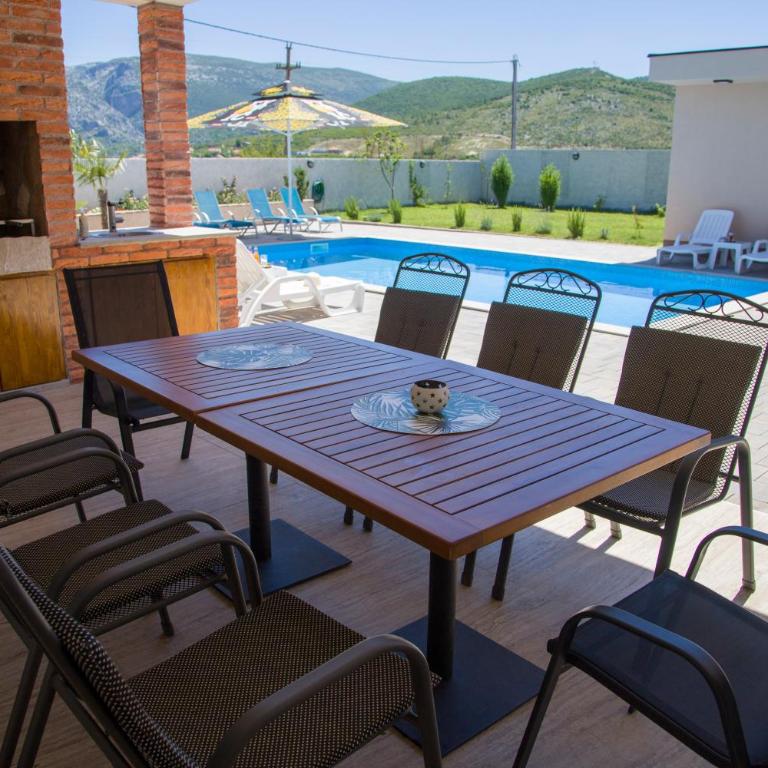 Luxury Villa G Residency - Villa - 5