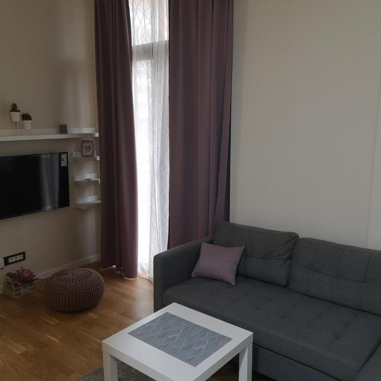 Život je tren - One-Bedroom Apartment - 1