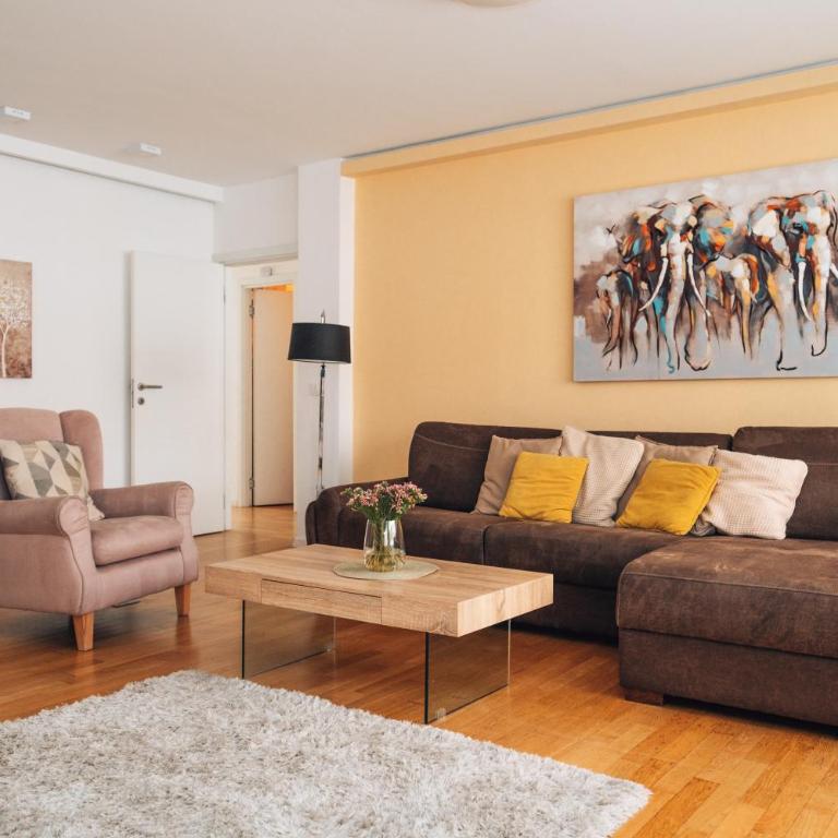 Crown Central three bedroom Apartment - Apartman sa 3 Spavaće Sobe - 49