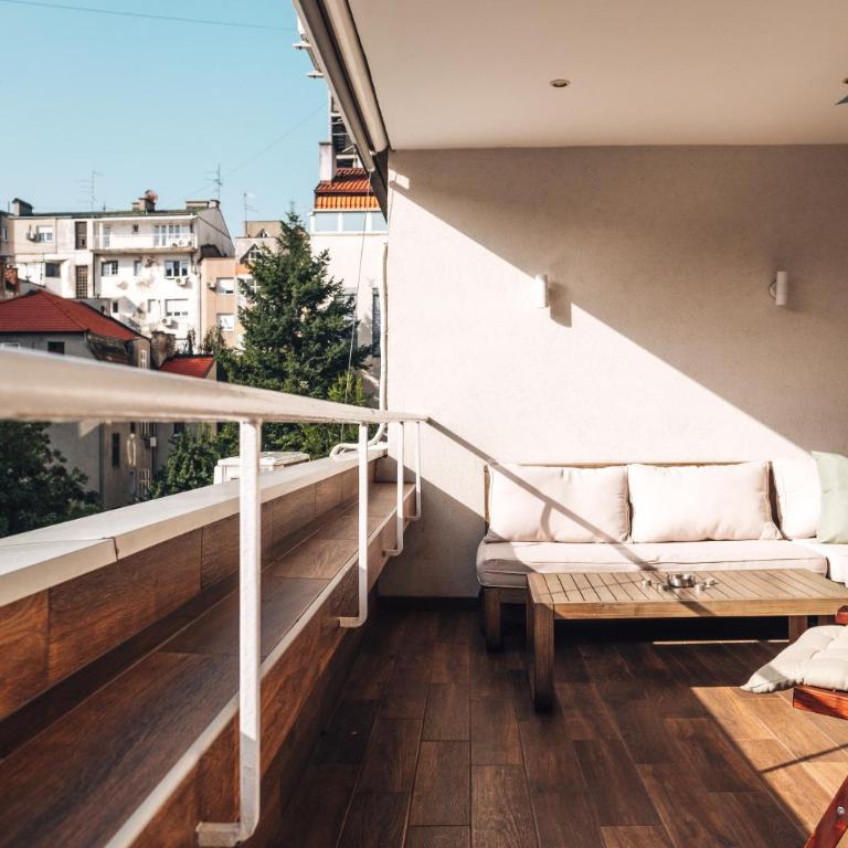 Crown Central three bedroom Apartment - Apartman sa 3 Spavaće Sobe - 50