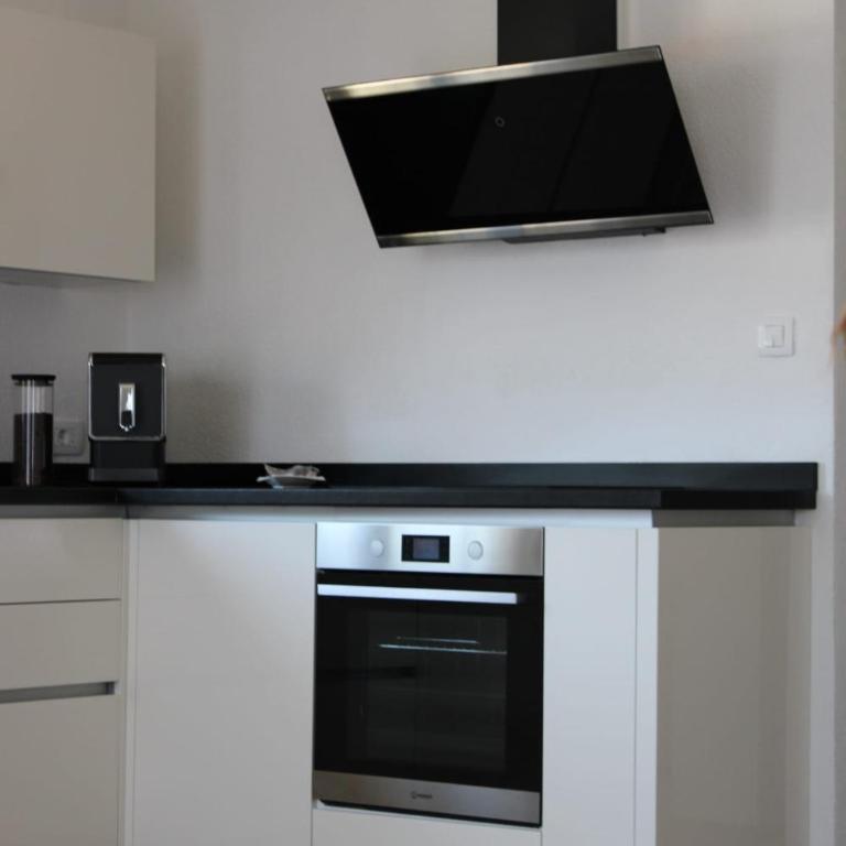 Apartment Merry Harmony Heights - Balcony & Free Garage & Parking - Two-Bedroom Apartment - 31