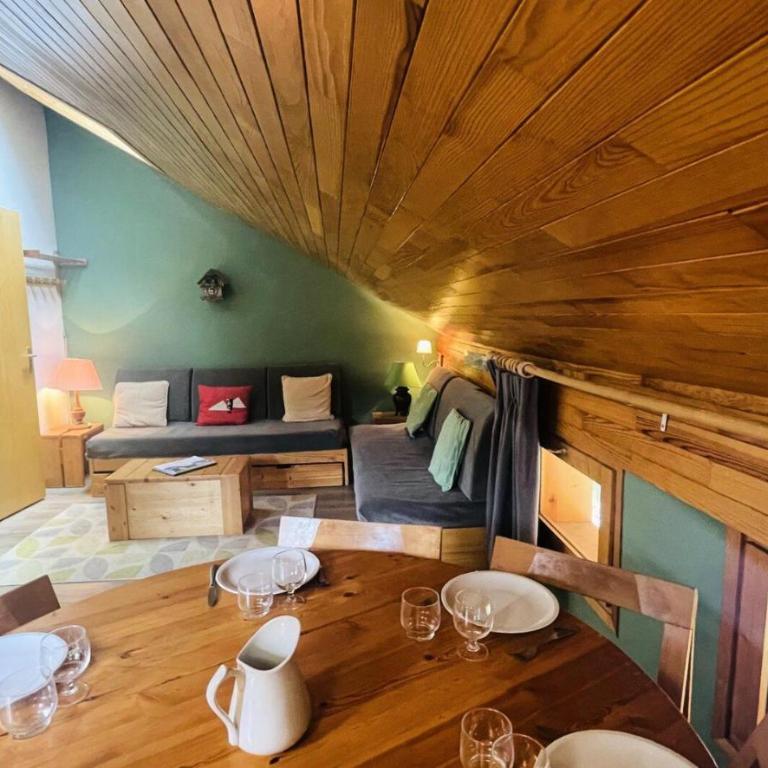 Résidence Les Eperonnelles - Appartement 3 pièces pour 6 personnes situé à Méribel Altiport, proche des pistes de ski et du golf MAE-2644 - Appartement - 1