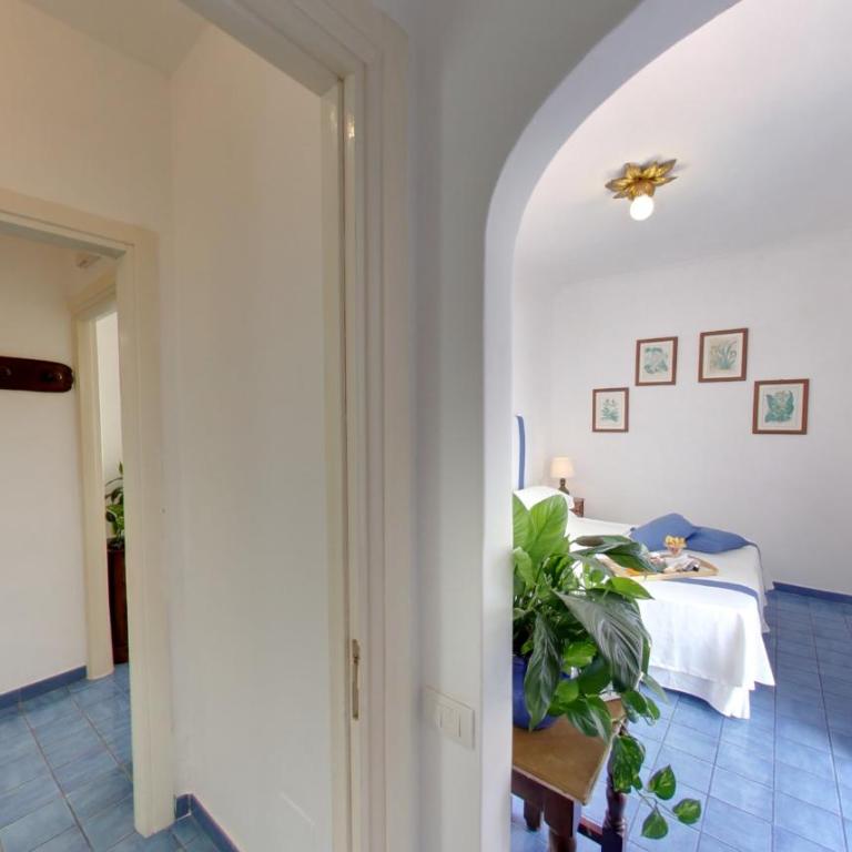 Hotel Chiaia Di Luna - 2 Camere Comunicanti (2 Adulti + 2 Bambini) - 1