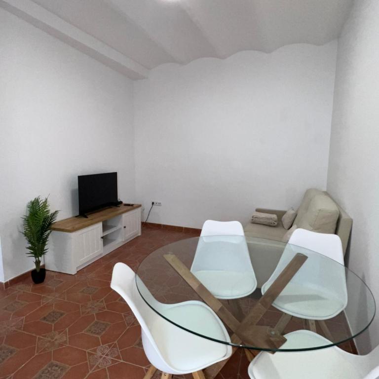 APARTAMENTO LA MURALLA - Apartamento Estándar de 2 dormitorios - 2
