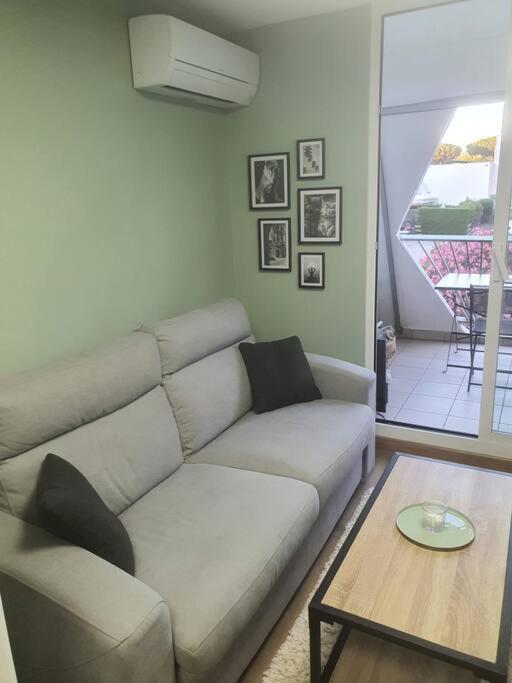 Appartement pour 1 à 4 Pers Terrasse et Parking - Studio Supérieur - 11
