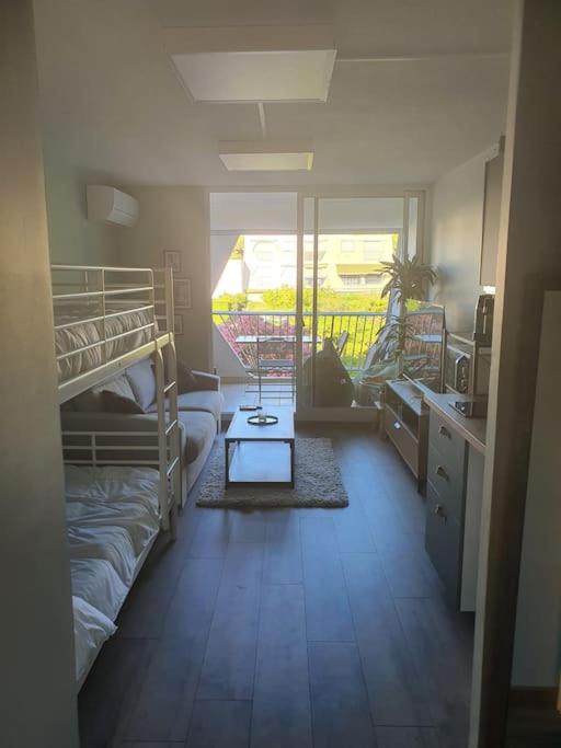Appartement pour 1 à 4 Pers Terrasse et Parking - Studio Supérieur - 13