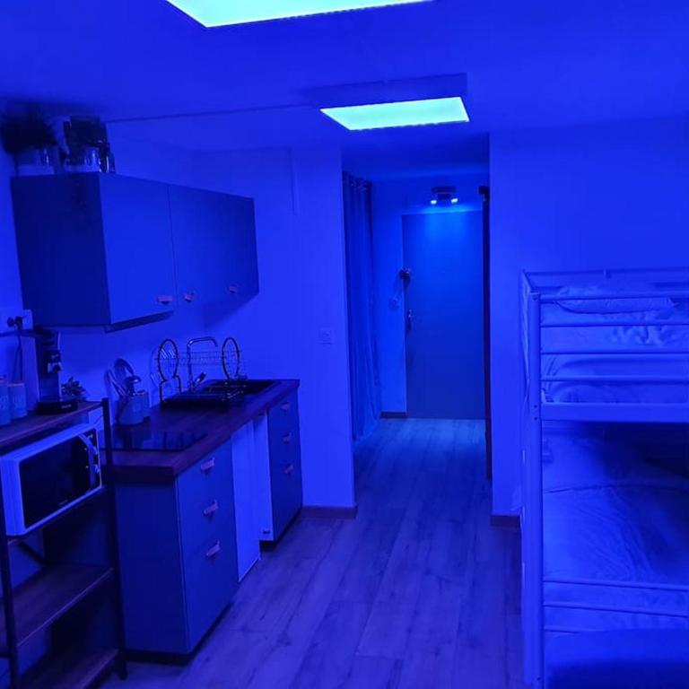 Appartement pour 1 à 4 Pers Terrasse et Parking - Studio Supérieur - 14