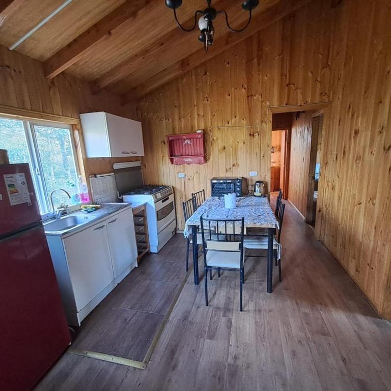 Cabañas Los Notros - Three-Bedroom Apartment - 18