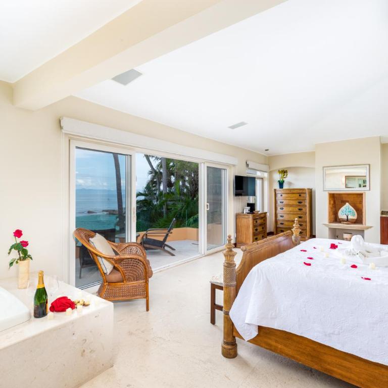 Beachfront Sagitario Villa in Puerto Vallarta! - Villa - 32