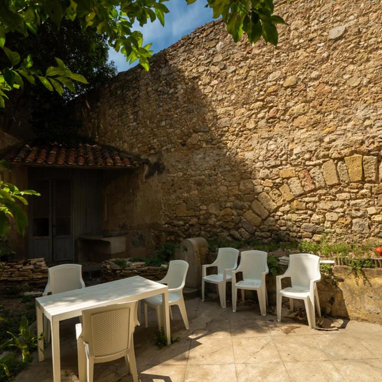 Appartement du Forum,La gare, 50 m2 , Climatisation, Garage, Cour - Appartement 1 Chambre - 25