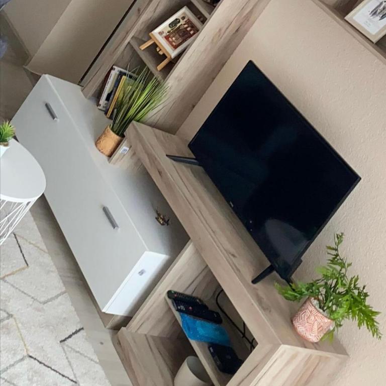 Apartman Happy 2 - One-Bedroom Apartment - 1