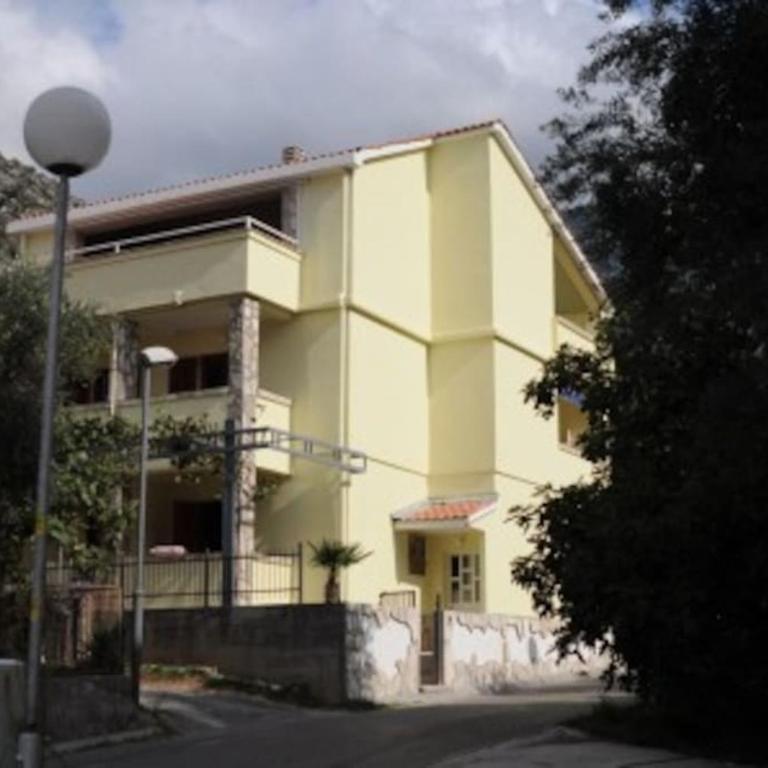 Villa M - One-Bedroom Apartment - 4