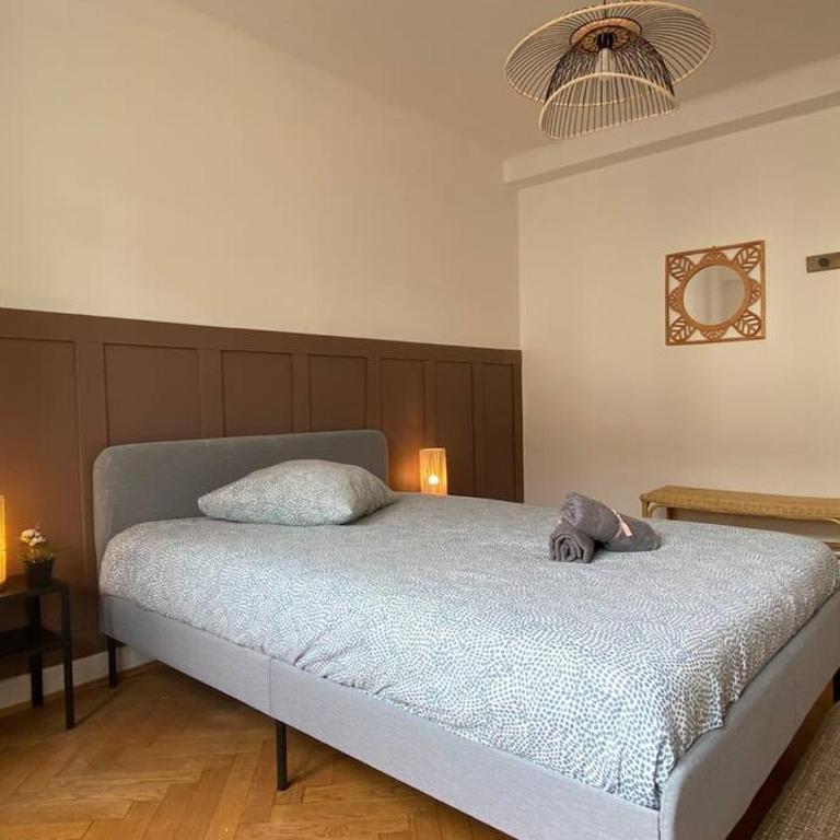 10 min Christmas market and 10min EU Parliament-WiFi-TV - Appartement 2 Chambres - 15