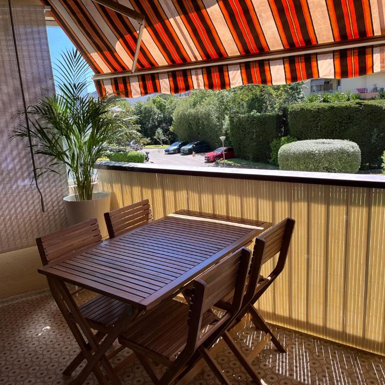 Charmant 2 pièces proche de Cannes - Appartement 1 Chambre - 10