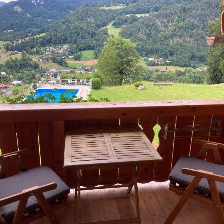 Ferienwohnungen Angerer Kederlehen - Apartment mit Poolblick - 14