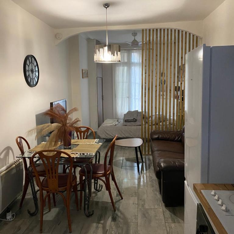 Logement cosys Quartier Gare - Appartement - Vue sur Mer - 3