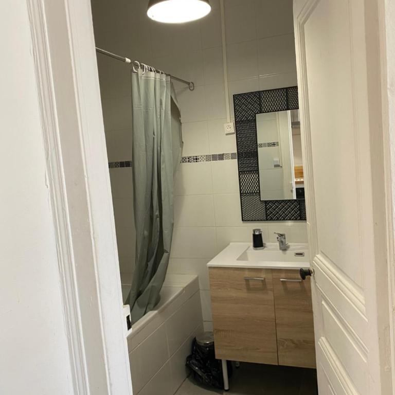 Logement cosys Quartier Gare - Appartement - Vue sur Mer - 5