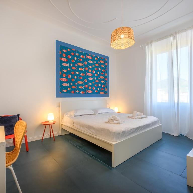 In Fondo al Mar - Three-Bedroom Apartment with Balcony - 30