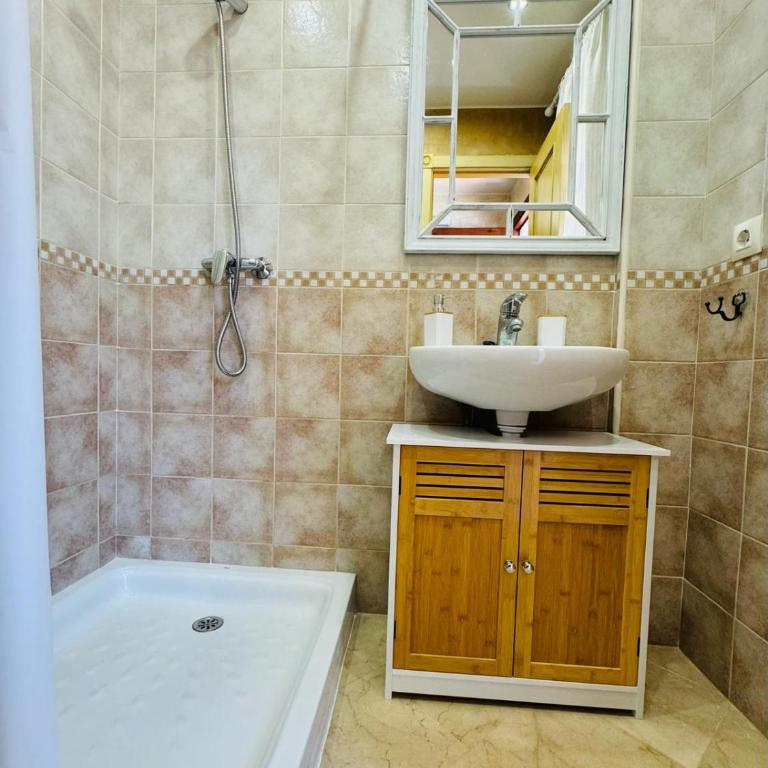 Casa Familiar- Residencial Solmar - Casa Unifamiliar de 3 dormitorios - 8