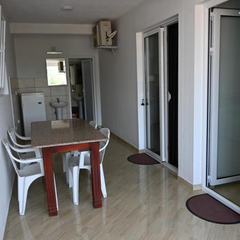 Vukli Apartments - Two-Bedroom Apartment - 8